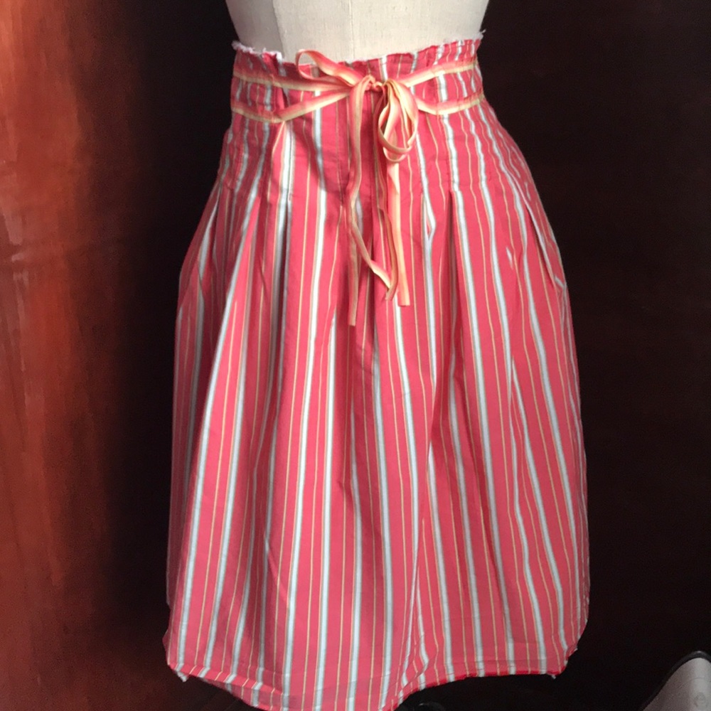 Old Navy skirt multi color raw edge for women